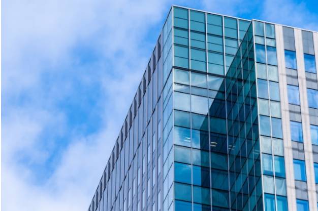 Top 5 mistakes to avoid when investing in commercial real estate Top 5 mistakes to avoid when investing in commercial real estate